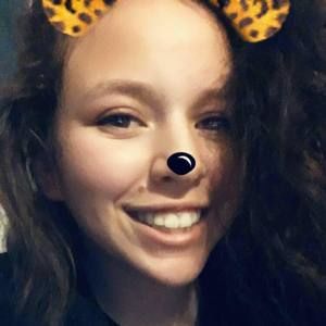 Meet your Posher, Angelika